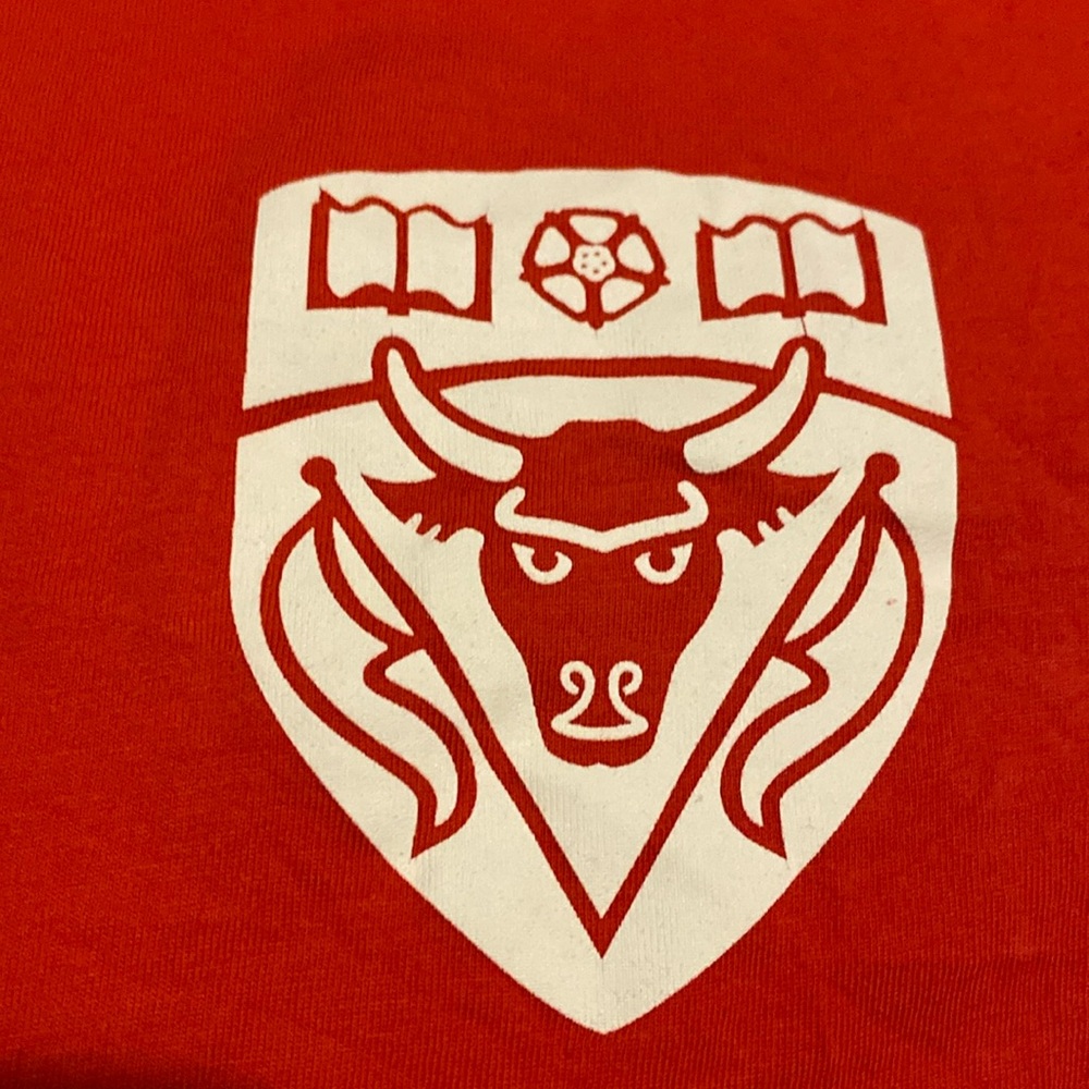 University of Calgary Dinos College Red Short Sleeve T-Shirt Men’s Size Large - Picture 5 of 11